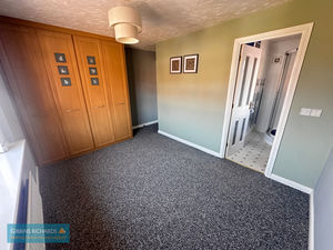 Bedroom- click for photo gallery
